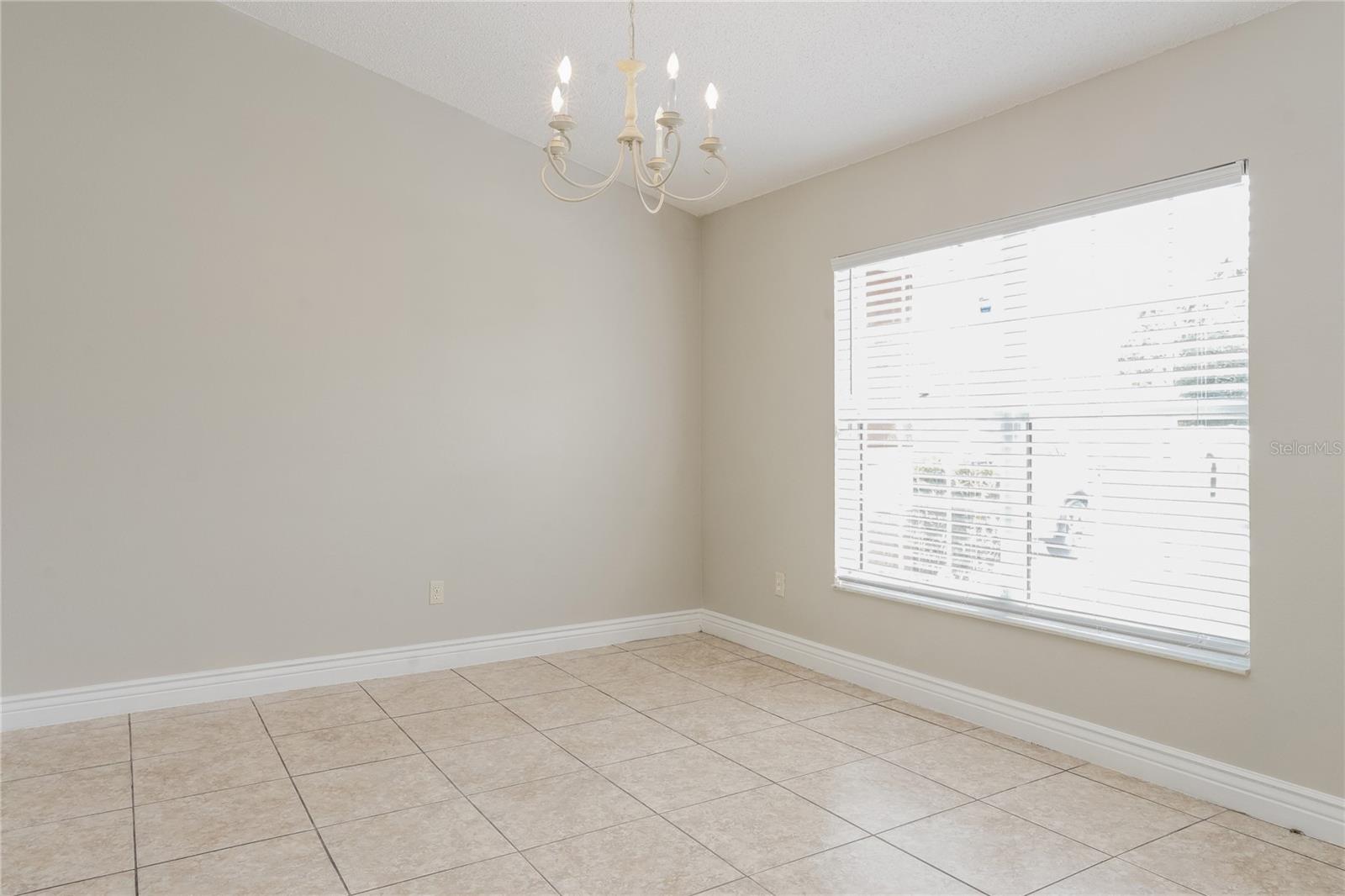 Image 5 of 15 For 679 Cotulla Drive