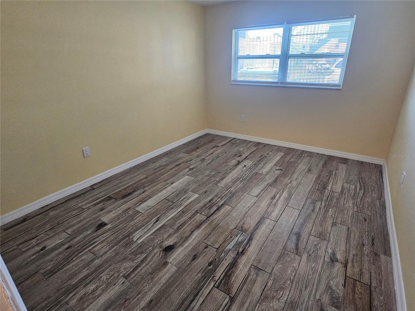 Image 11 of 17 For 2045 Alpine Road 1