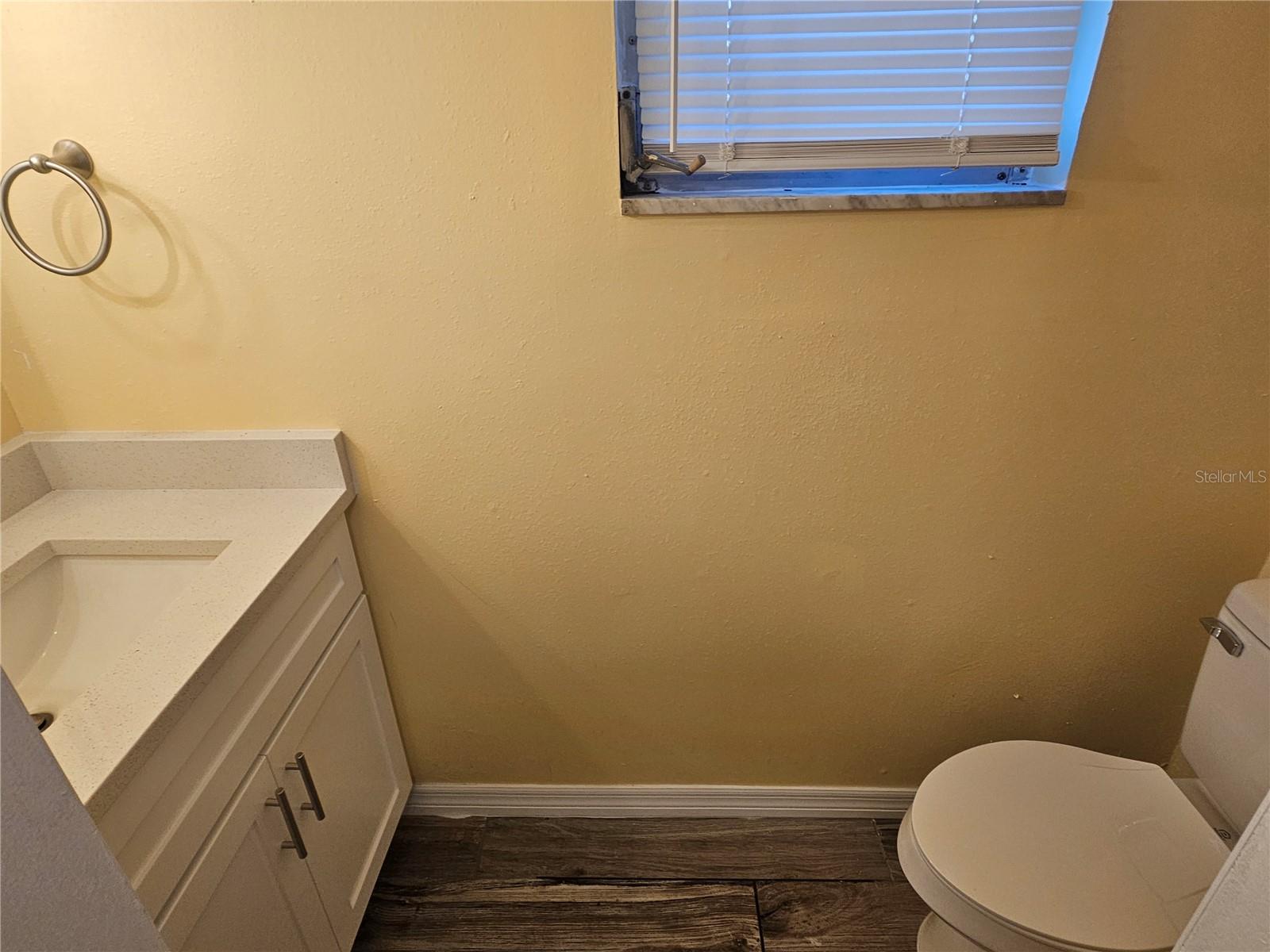 Image 14 of 17 For 2045 Alpine Road 1