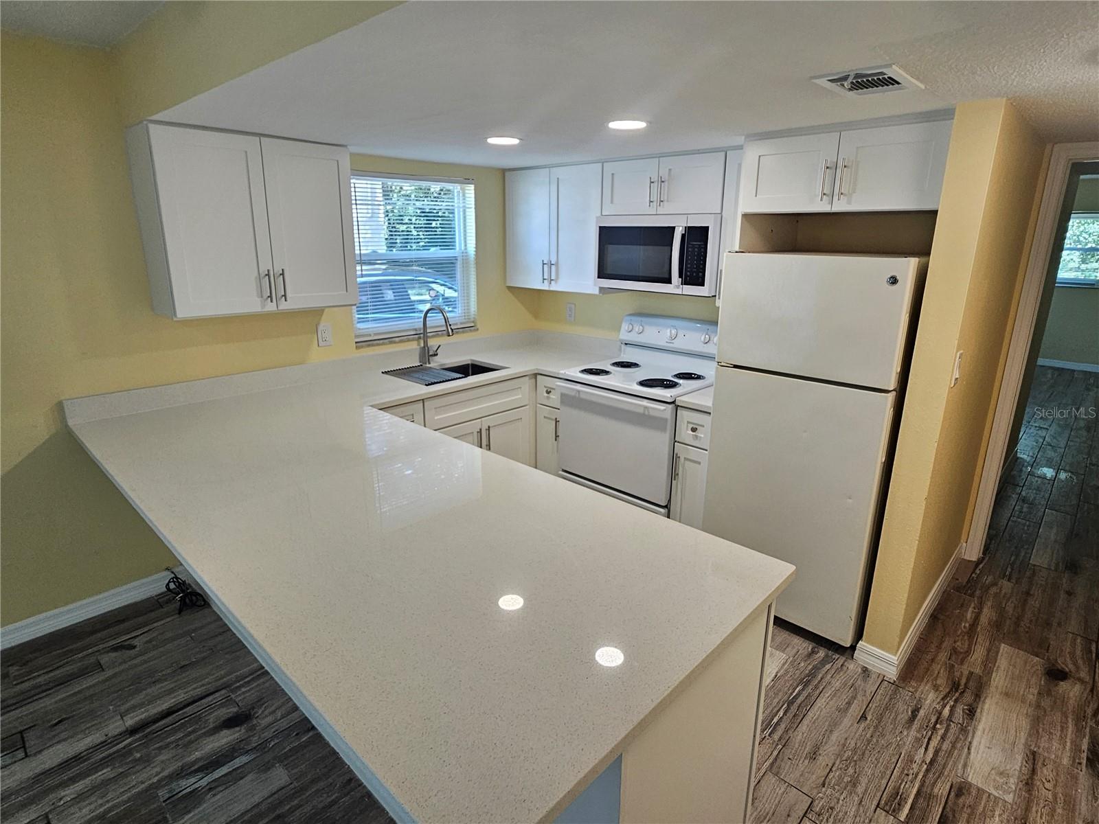 Image 3 of 17 For 2045 Alpine Road 1