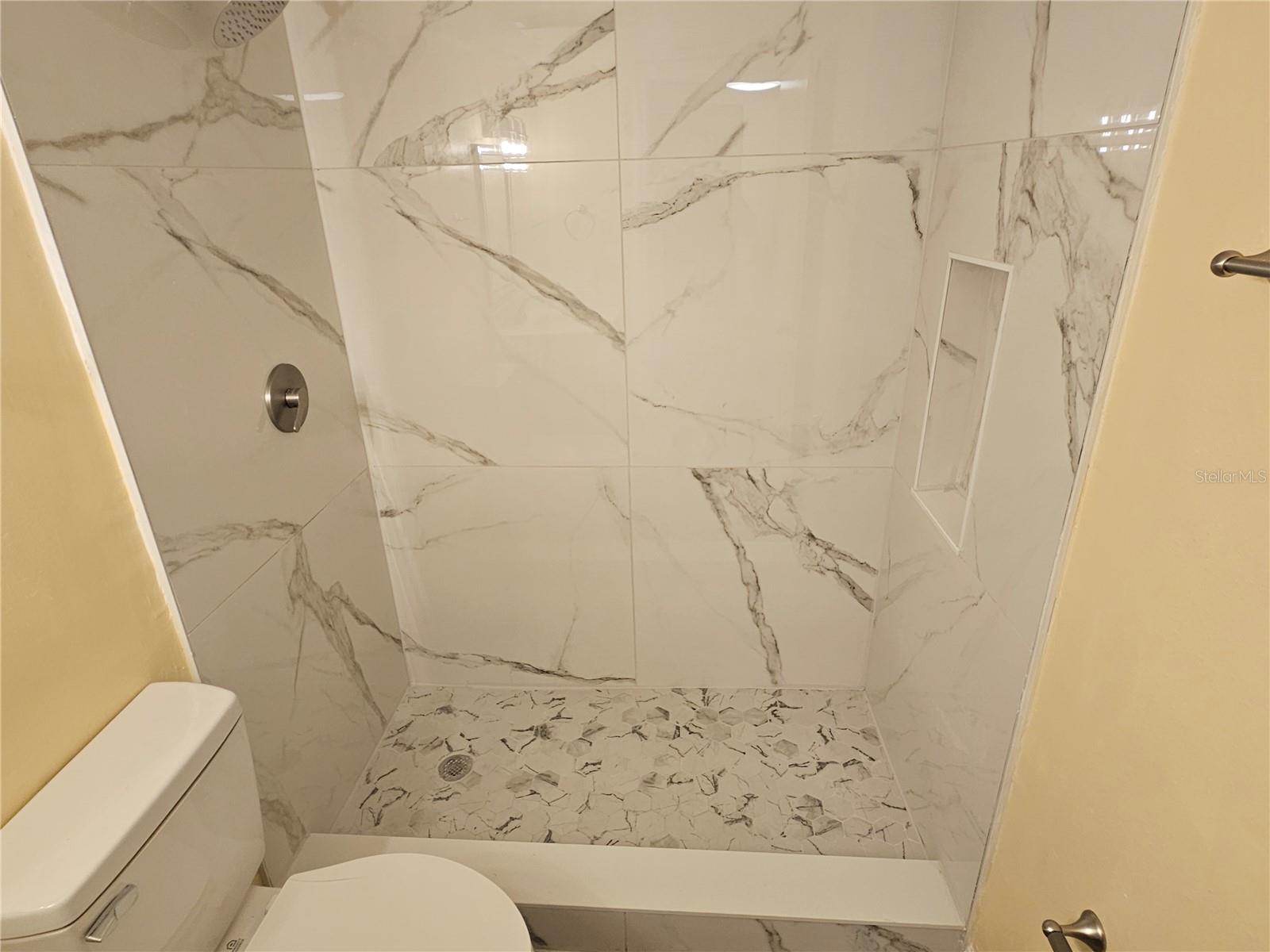 Image 9 of 17 For 2045 Alpine Road 1