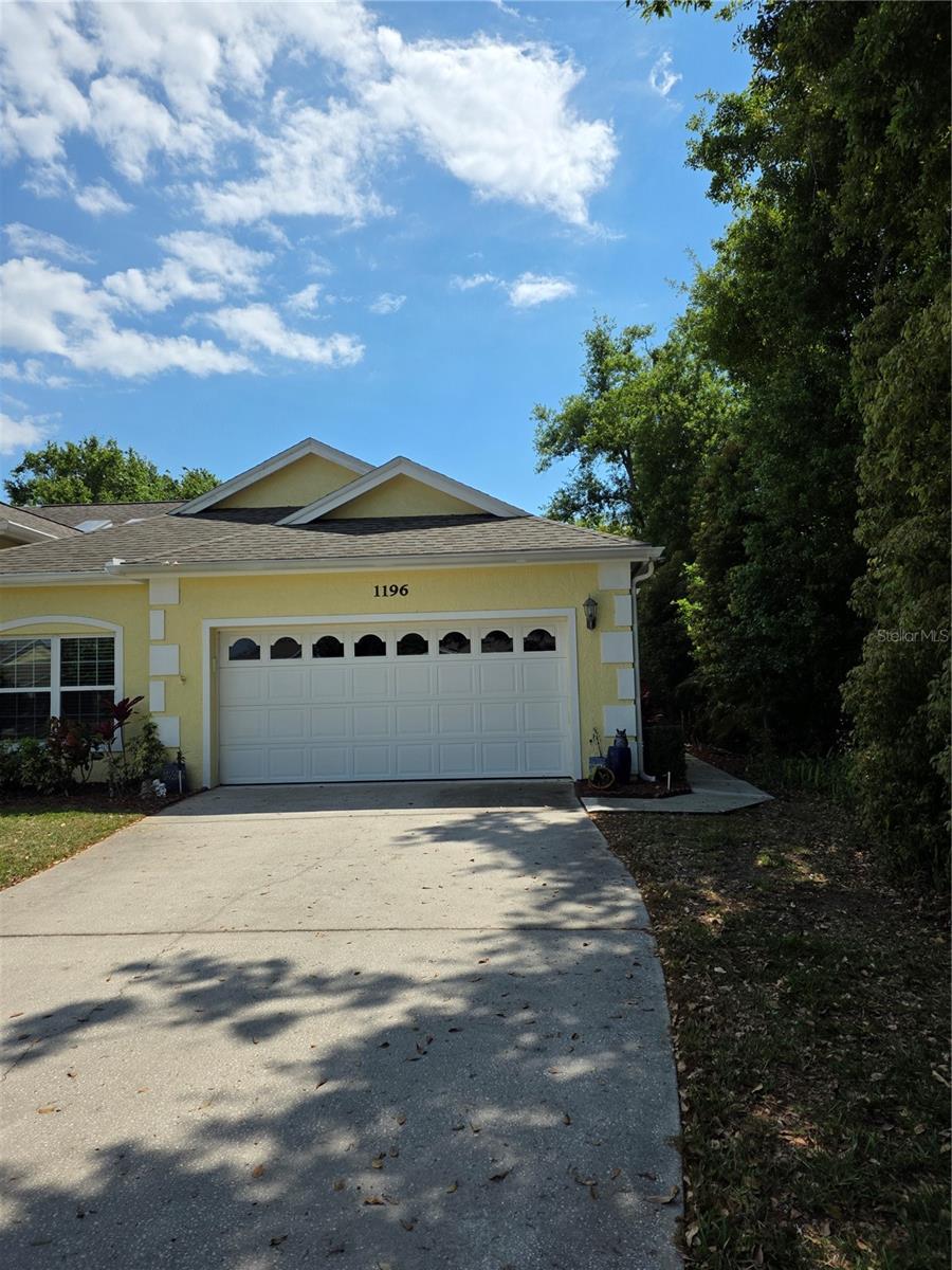 Image 2 of 34 For 1196 Royal Boulevard