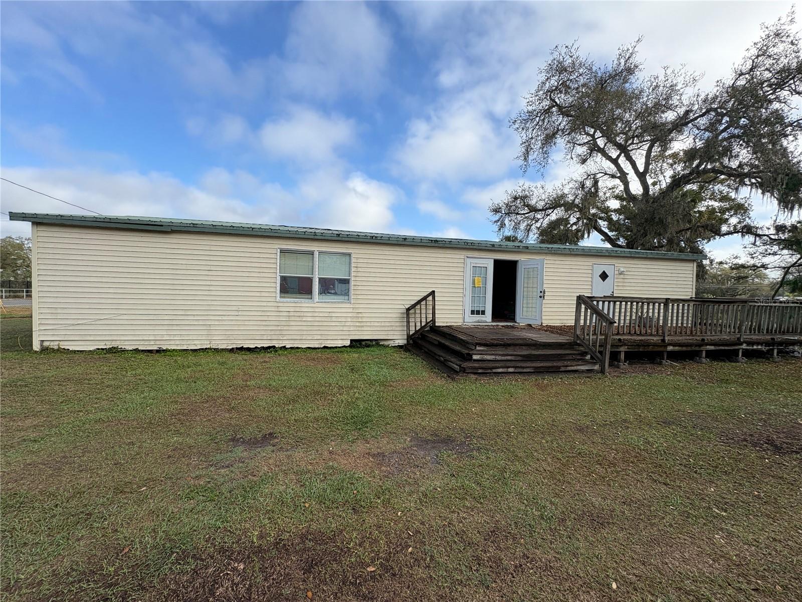 Image 16 of 79 For 10106 Alma Street