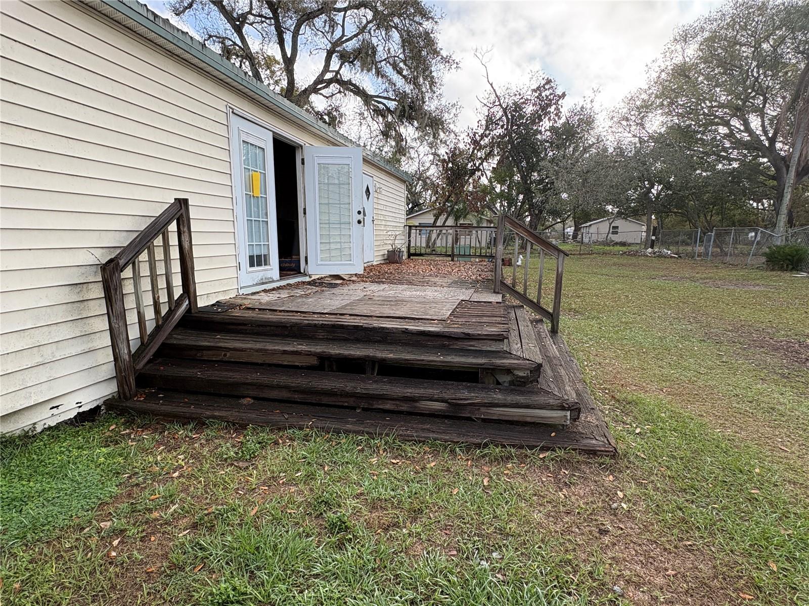 Image 25 of 79 For 10106 Alma Street