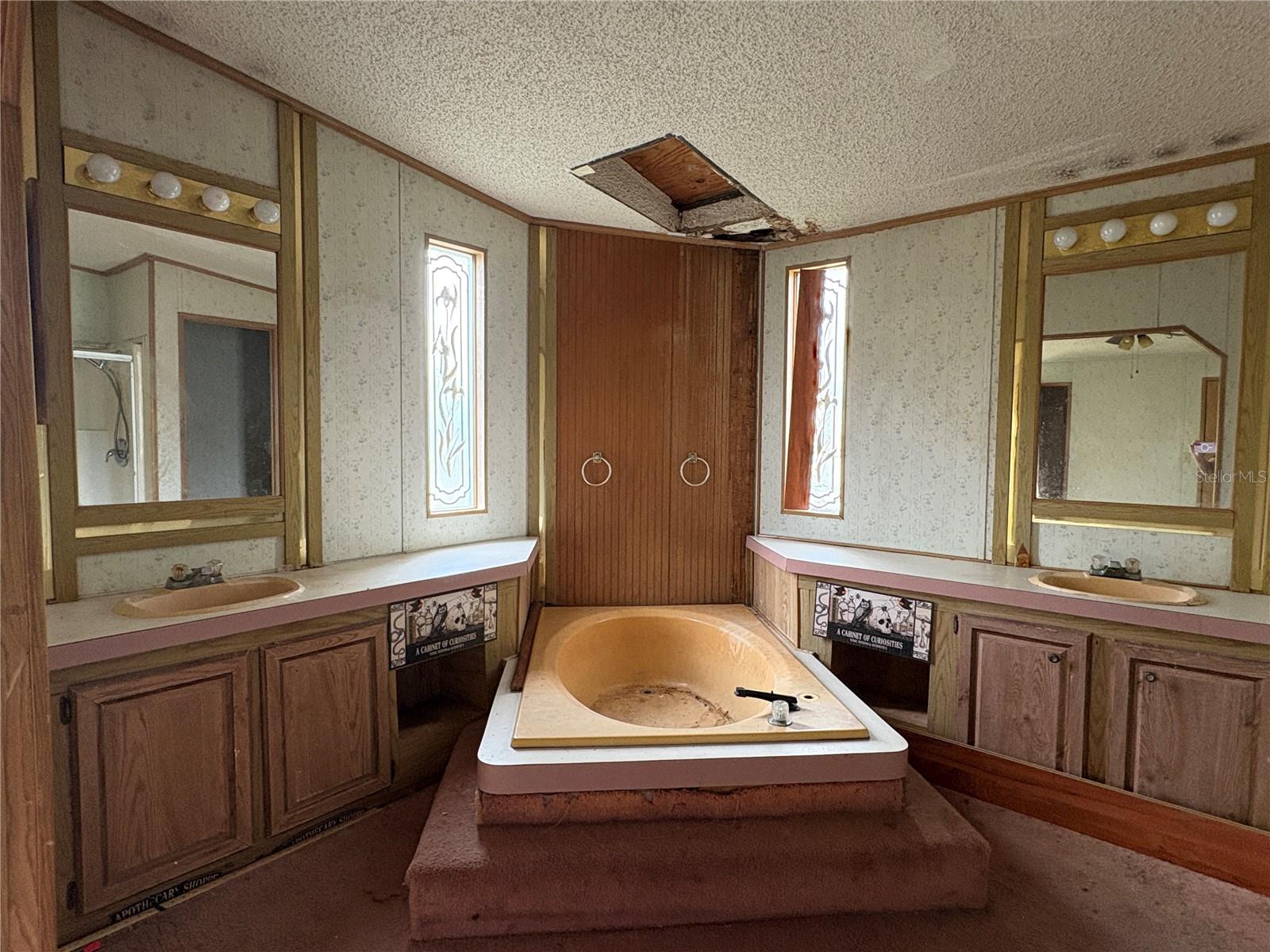 Image 57 of 79 For 10106 Alma Street