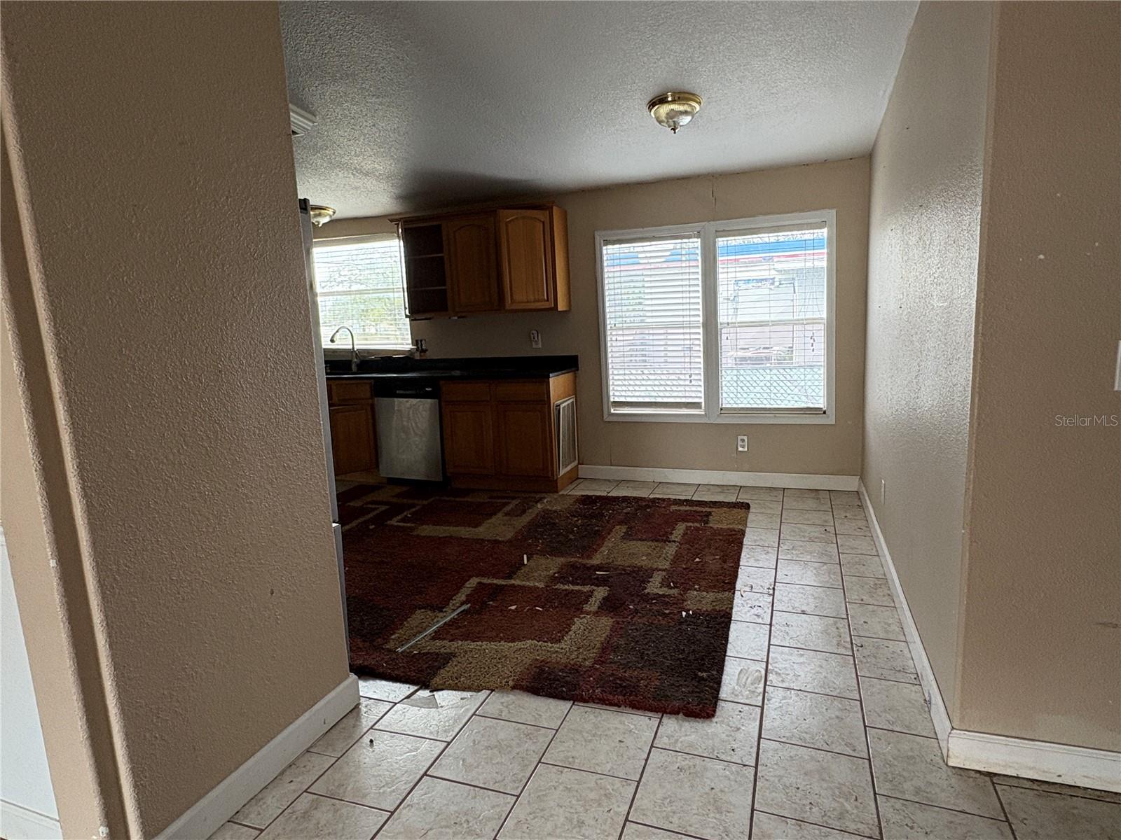 Image 62 of 79 For 10106 Alma Street