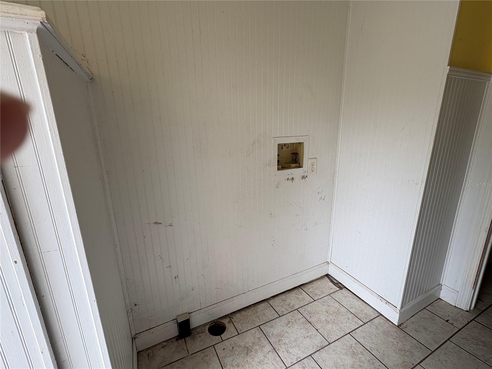 Image 67 of 79 For 10106 Alma Street