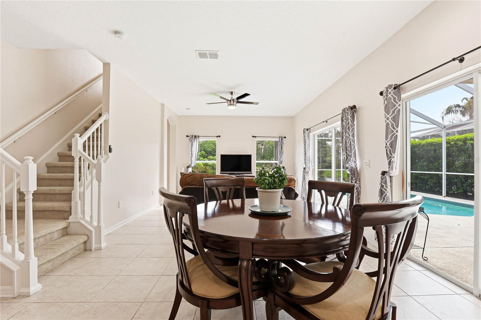 Image 11 of 77 For 18733 Chopin Drive