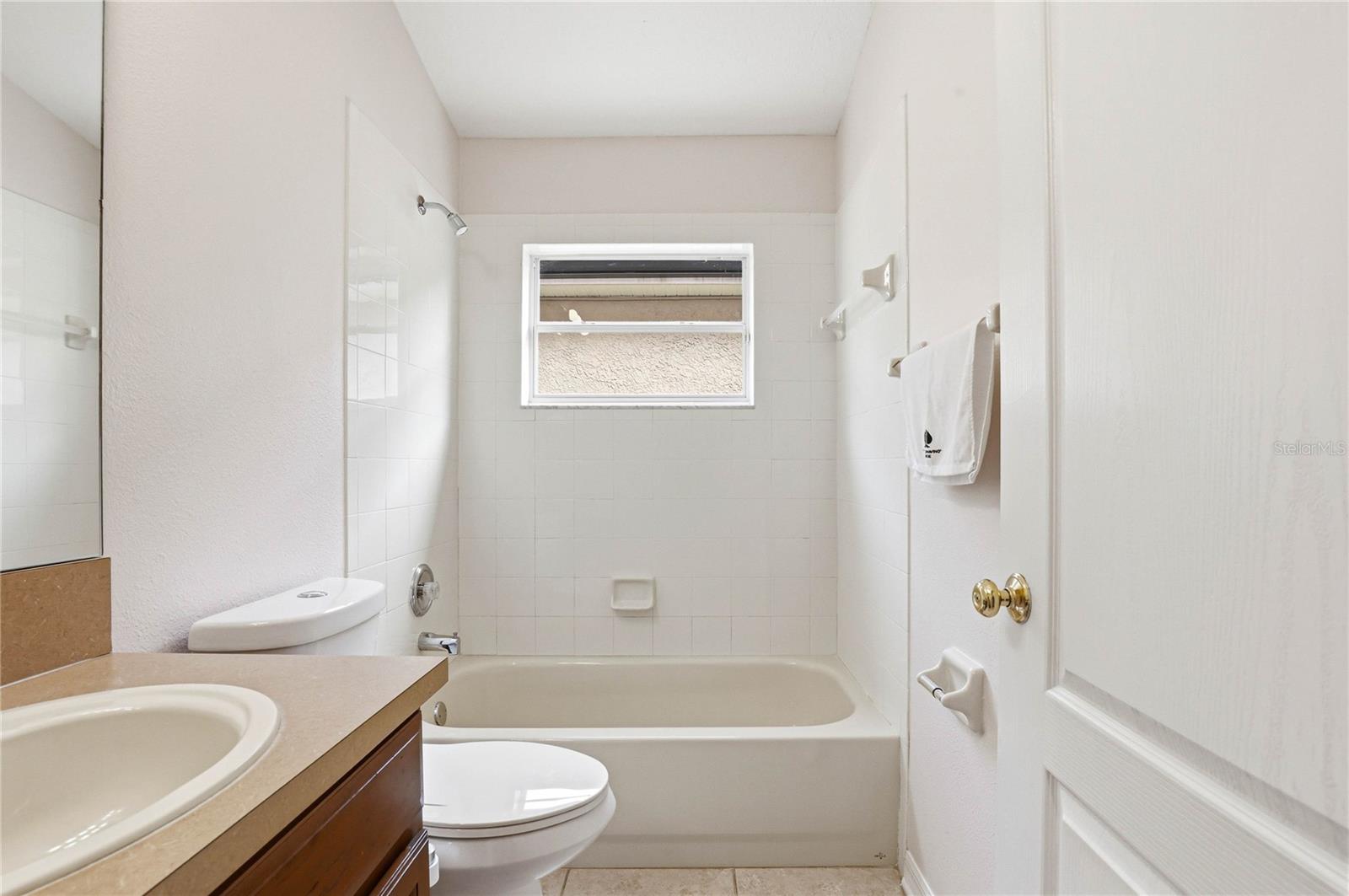 Image 34 of 77 For 18733 Chopin Drive