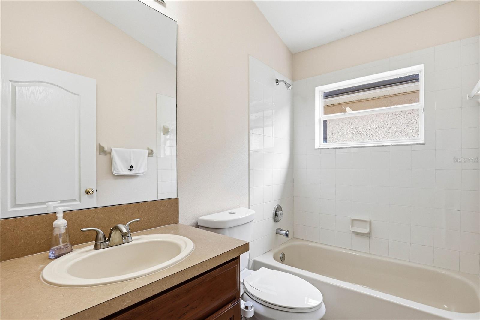 Image 35 of 77 For 18733 Chopin Drive