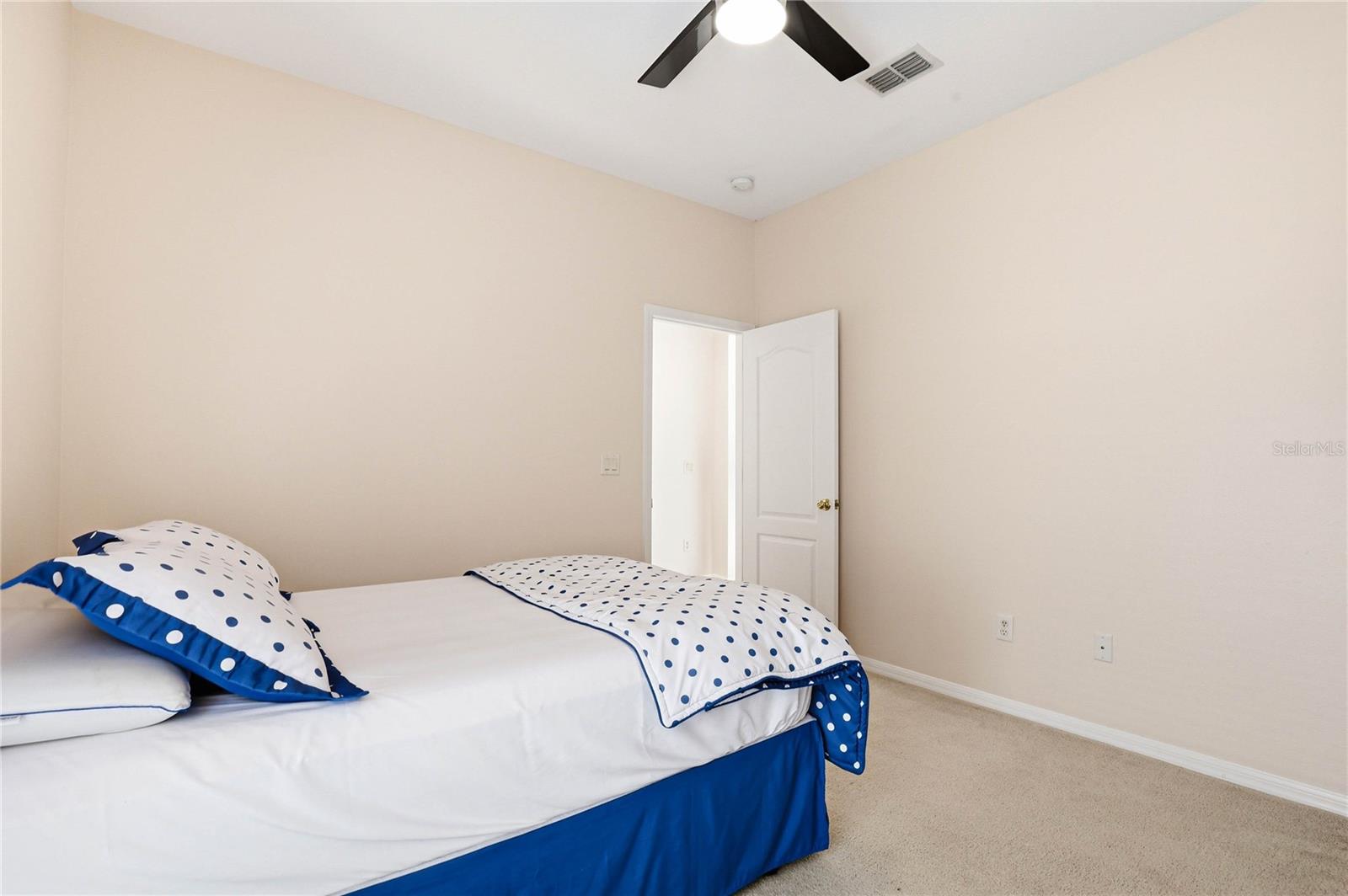 Image 39 of 77 For 18733 Chopin Drive