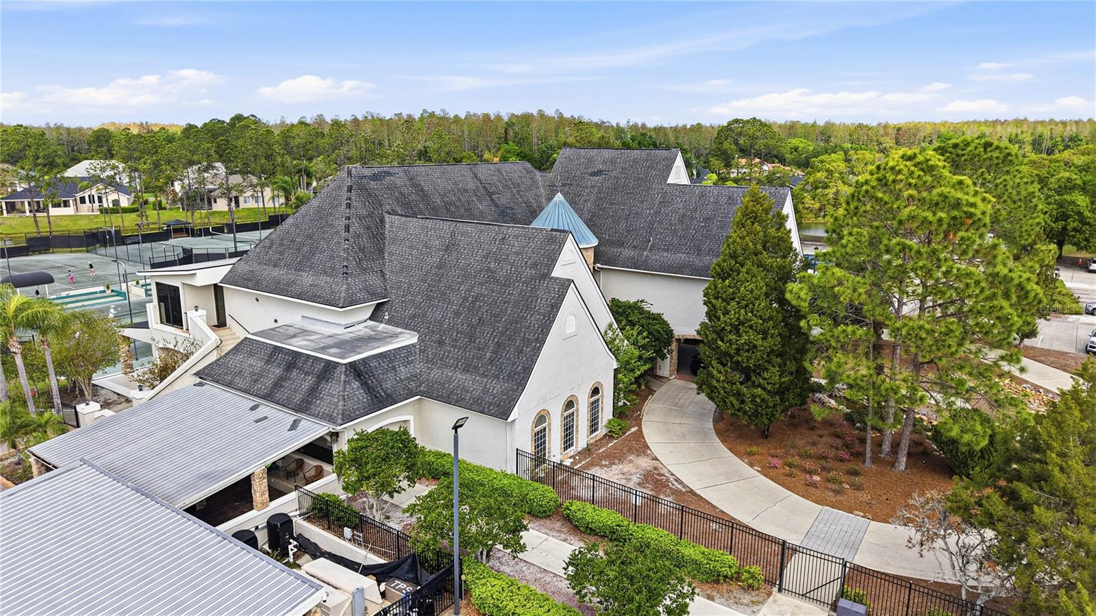 Image 76 of 77 For 18733 Chopin Drive