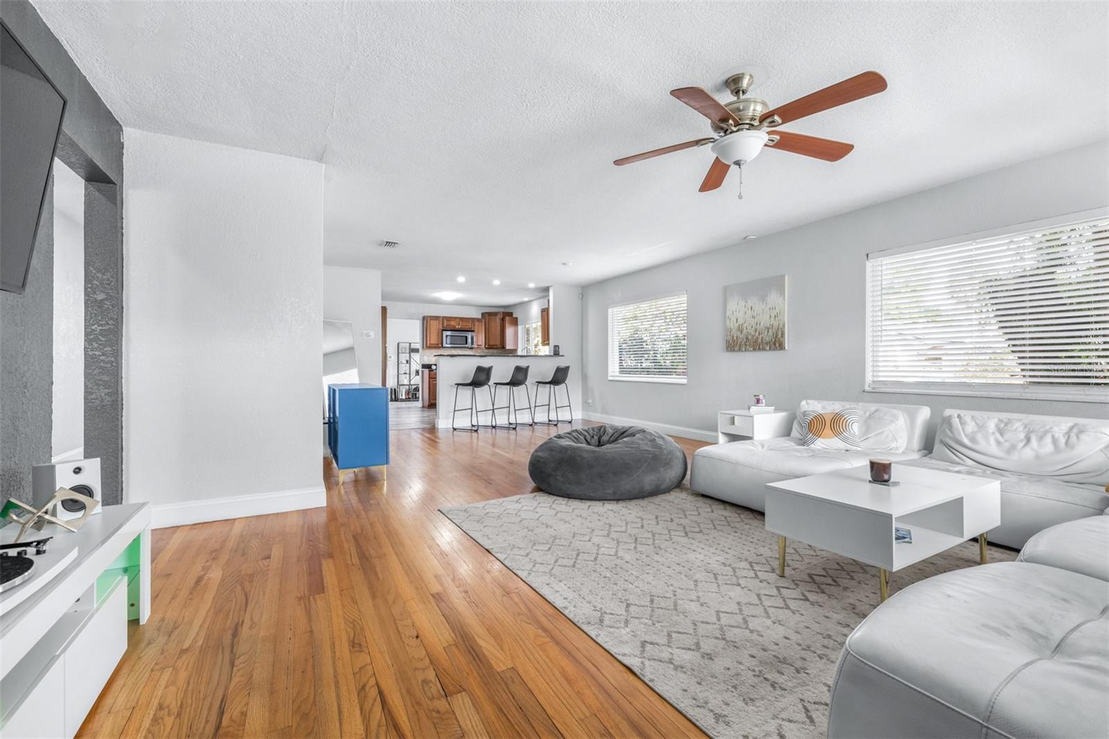 Image 10 of 56 For 4116 Marguerite Street