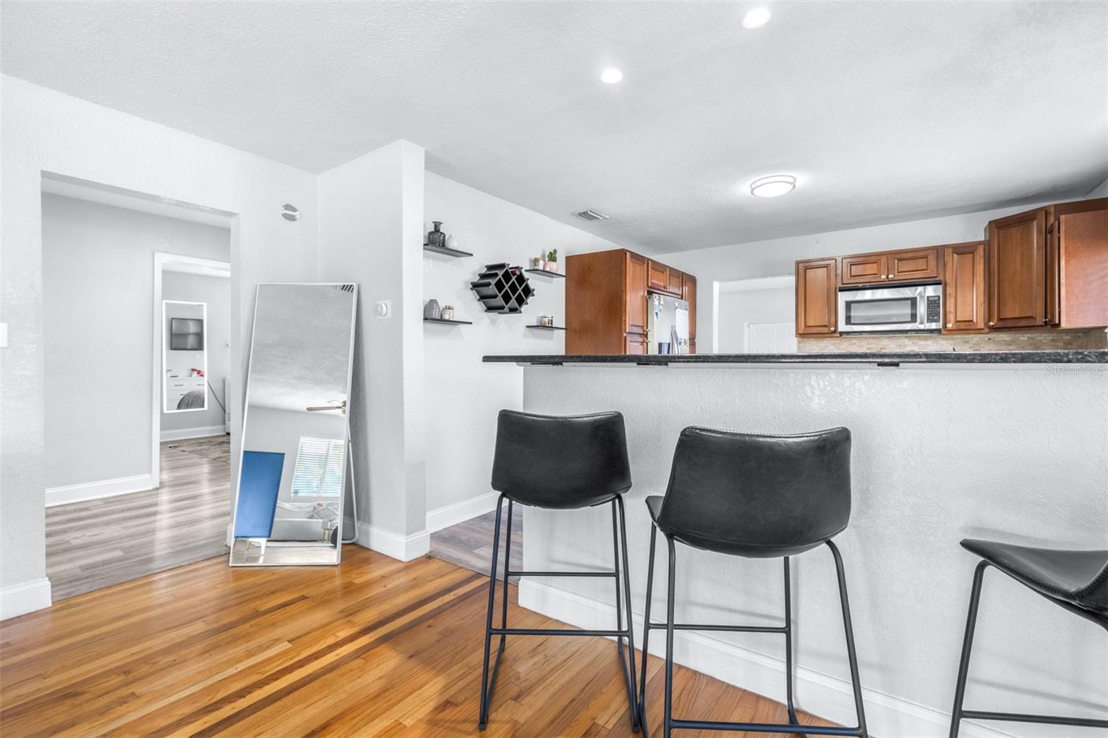 Image 18 of 56 For 4116 Marguerite Street