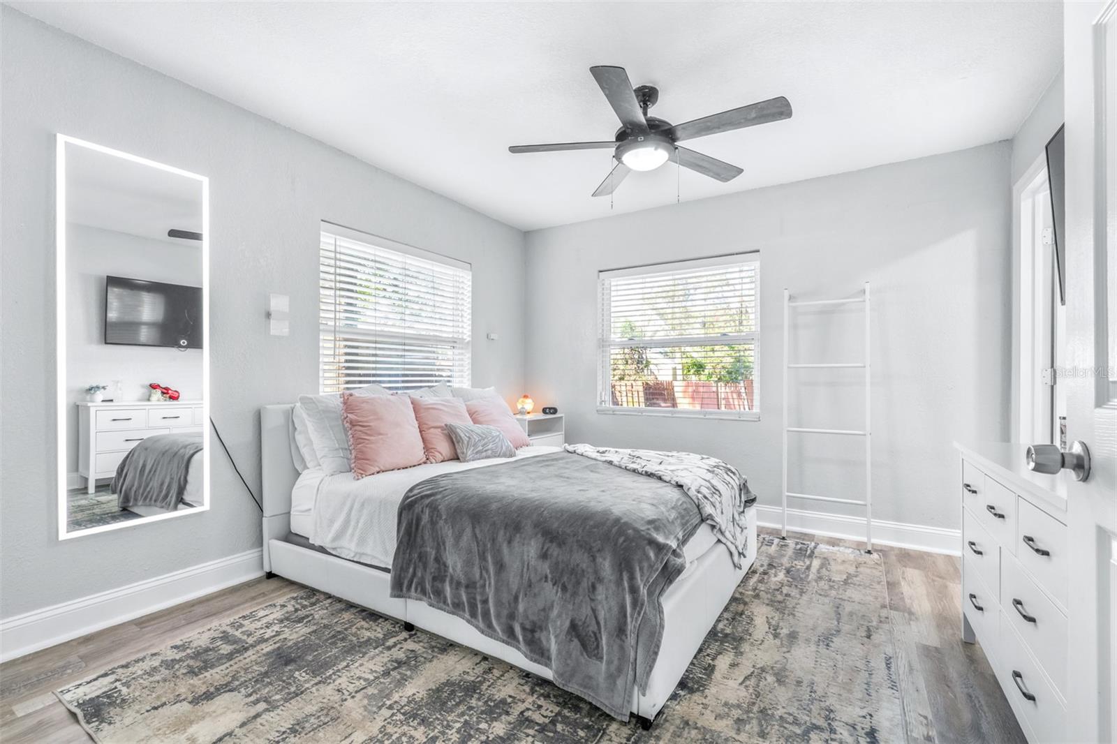 Image 26 of 56 For 4116 Marguerite Street