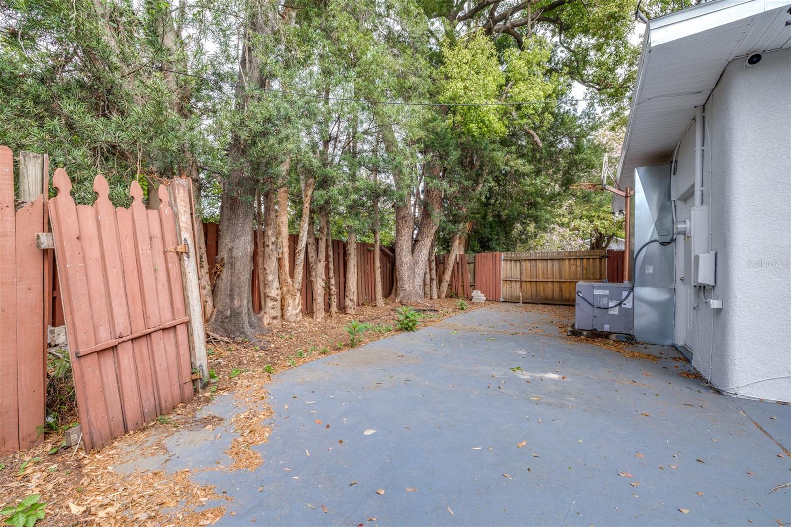 Image 46 of 56 For 4116 Marguerite Street