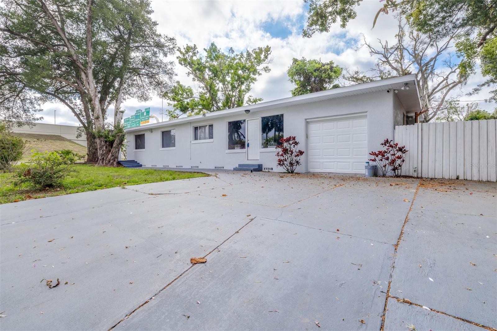 Image 7 of 56 For 4116 Marguerite Street