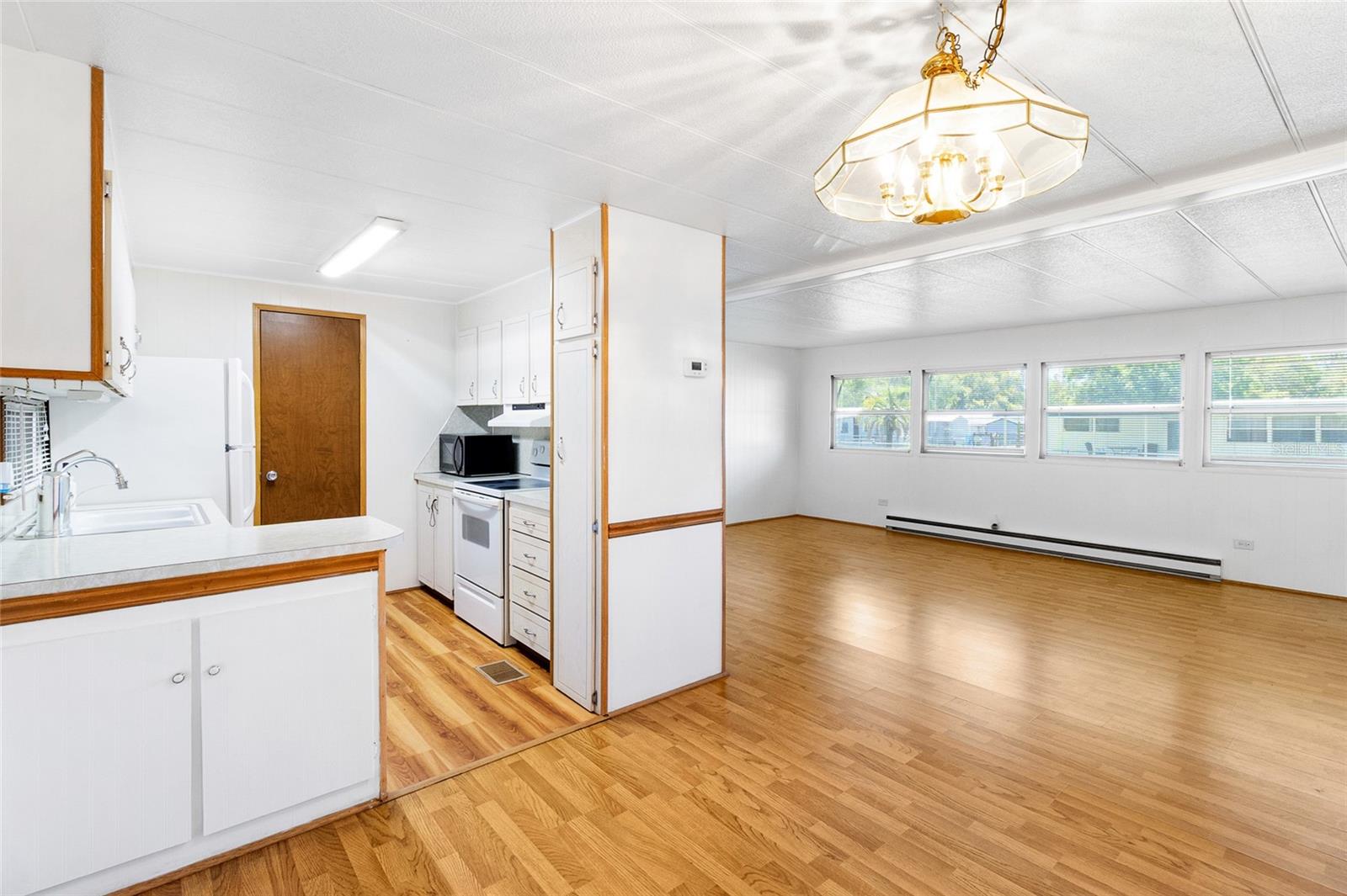 Image 10 of 31 For 4550 Olive Drive