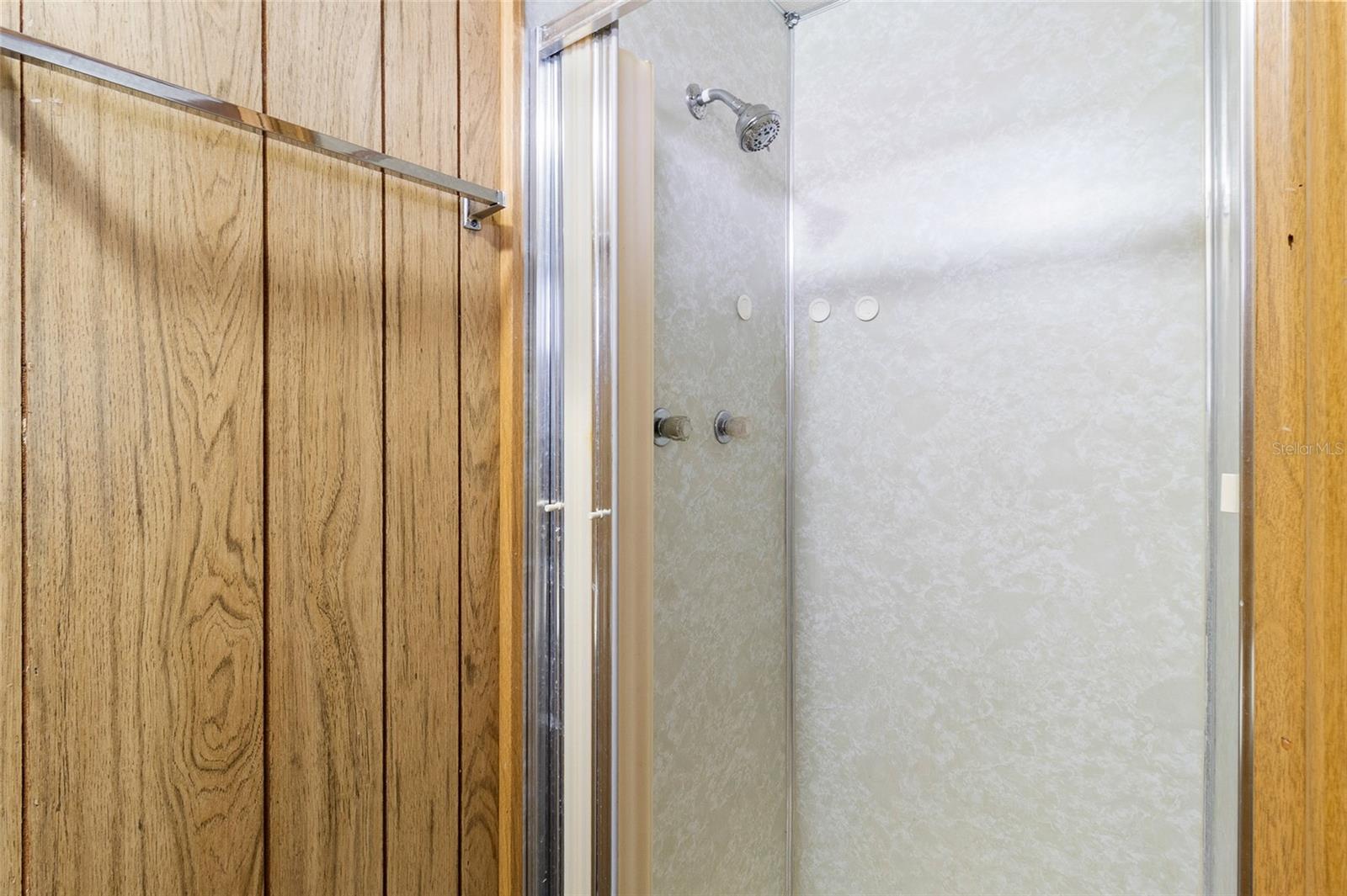 Image 18 of 31 For 4550 Olive Drive