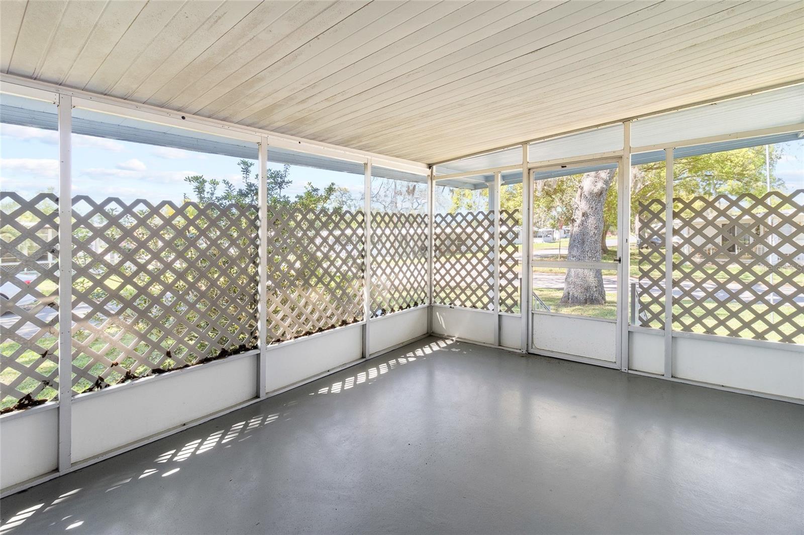 Image 25 of 31 For 4550 Olive Drive