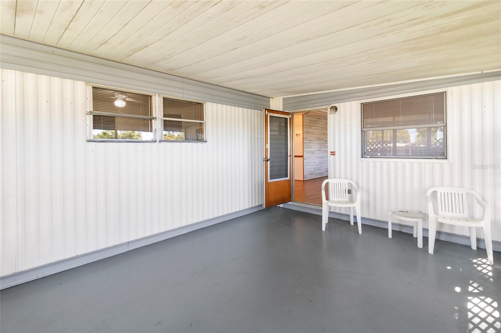 Image 26 of 31 For 4550 Olive Drive