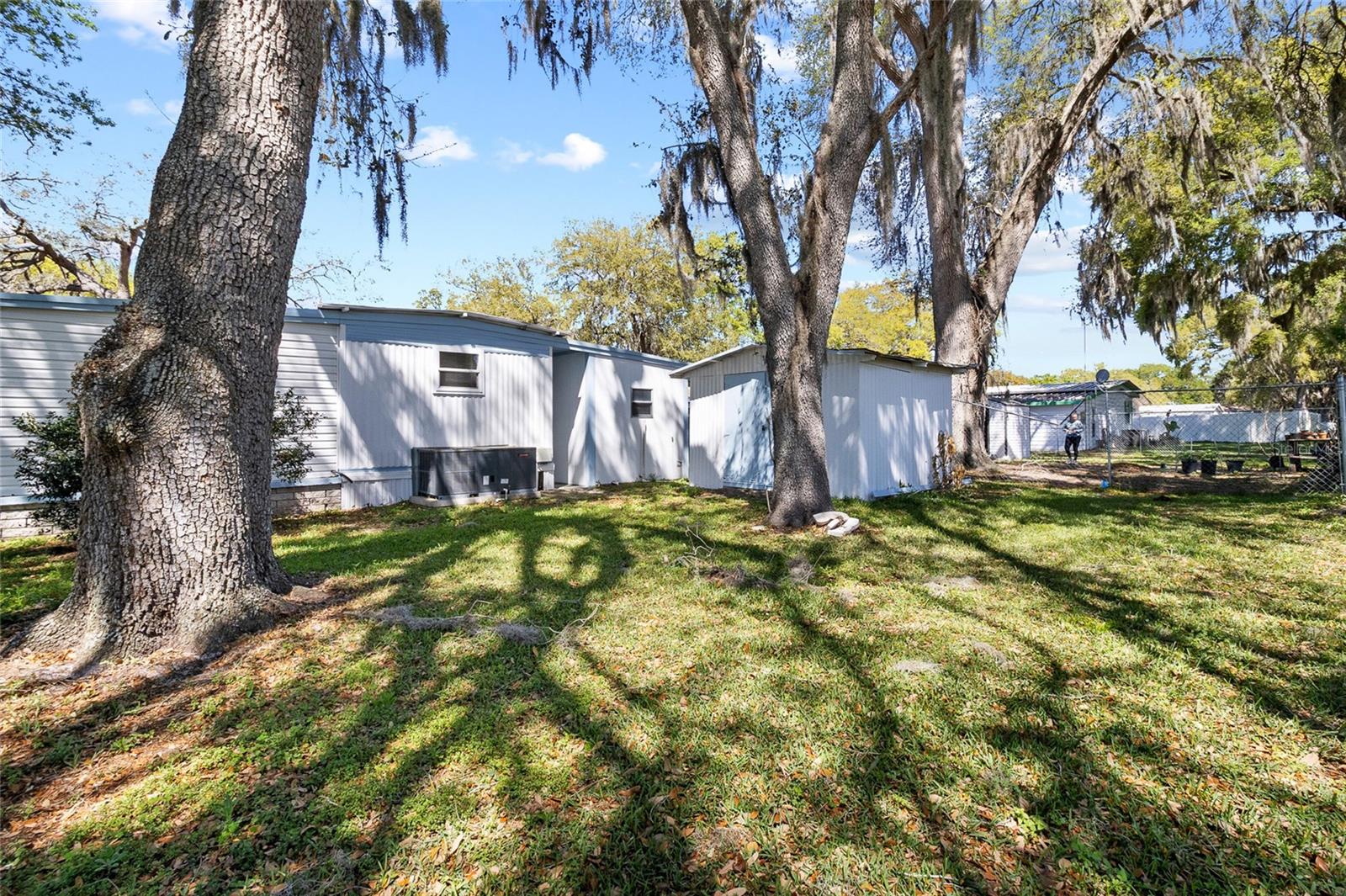 Image 27 of 31 For 4550 Olive Drive