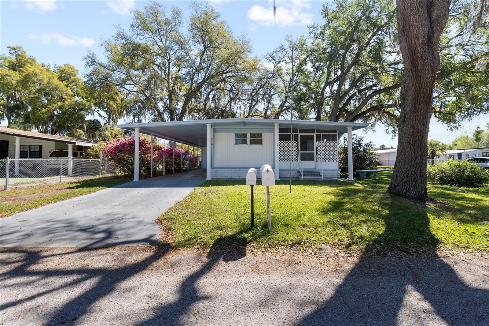 Image 5 of 31 For 4550 Olive Drive