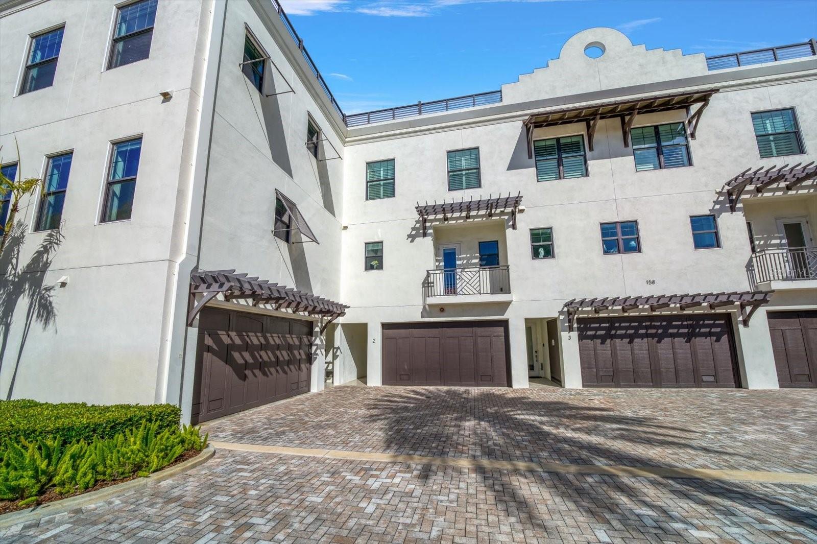 Image 2 of 66 For 158 Brightwater Drive 2