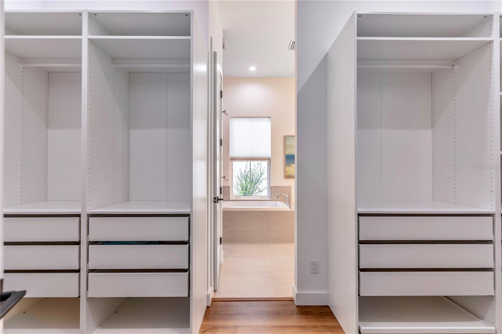 Image 26 of 80 For 31035 Pasco Road