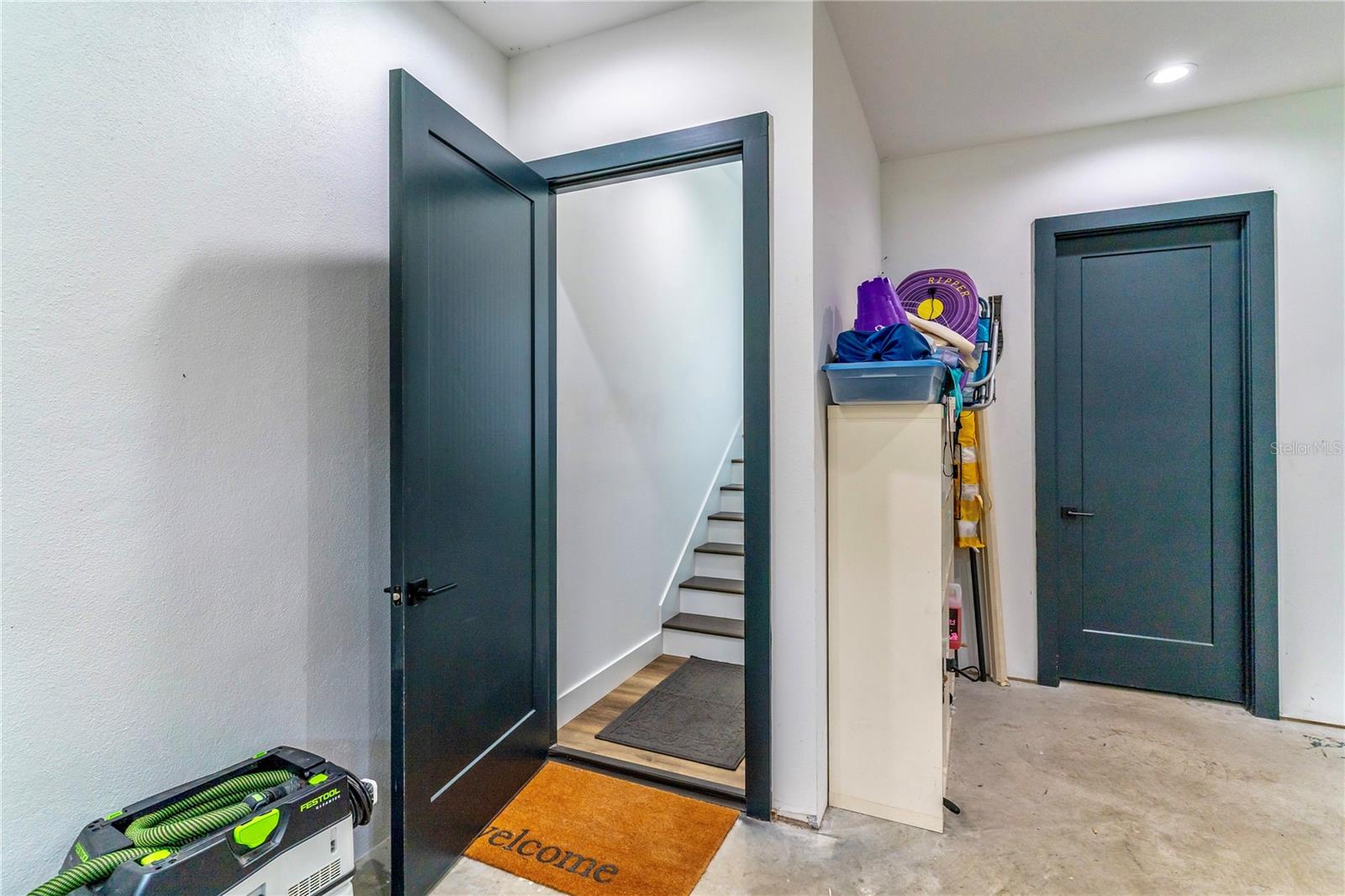 Image 41 of 80 For 31035 Pasco Road