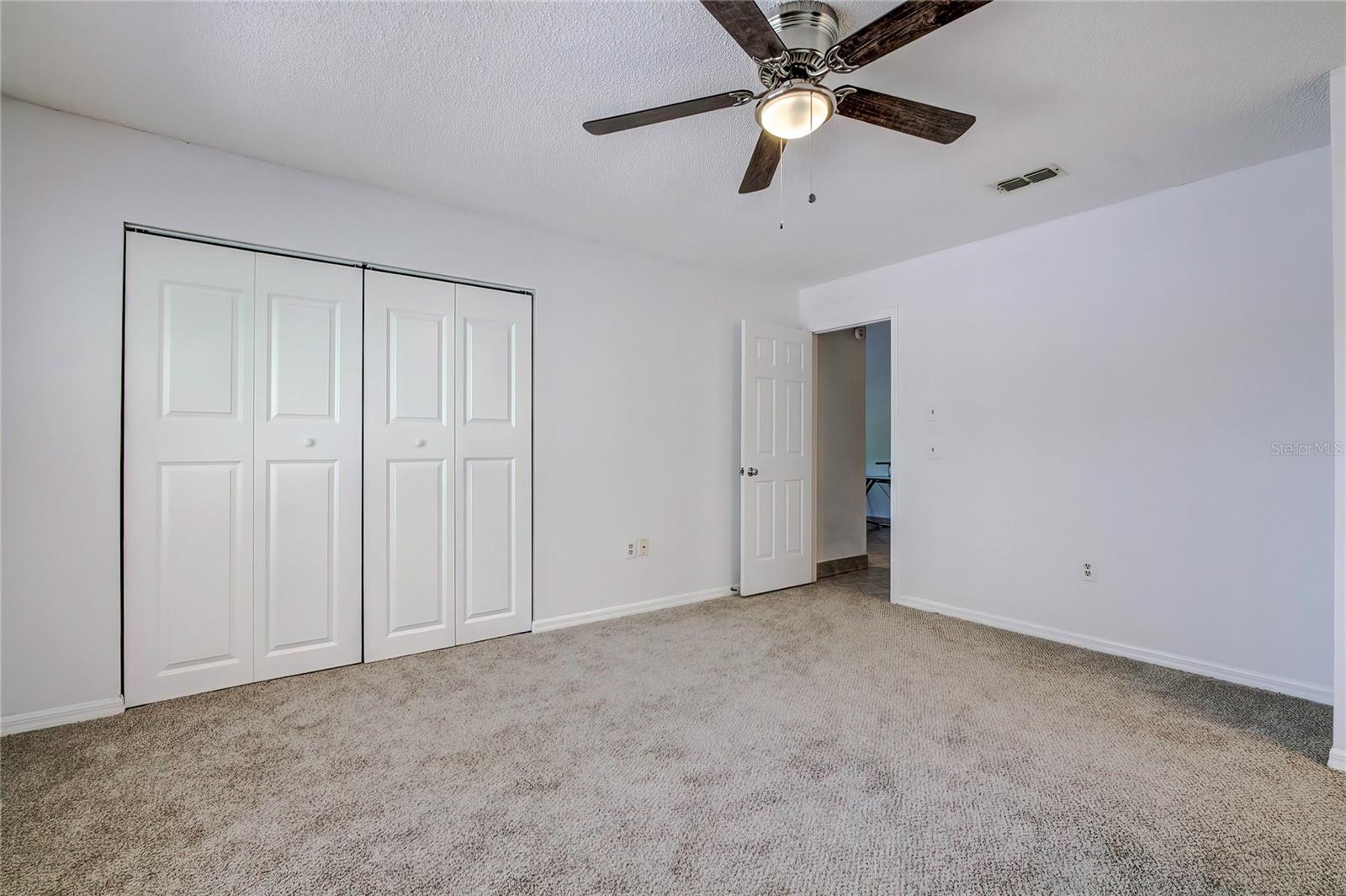 Image 19 of 41 For 4214 Foxboro Drive