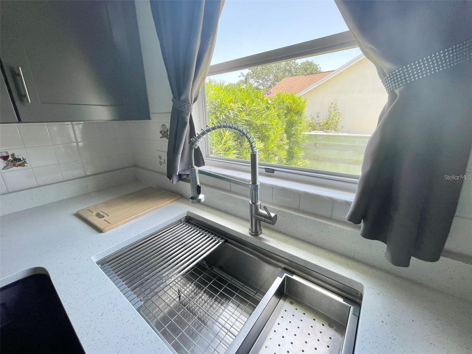 Image 9 of 41 For 4214 Foxboro Drive