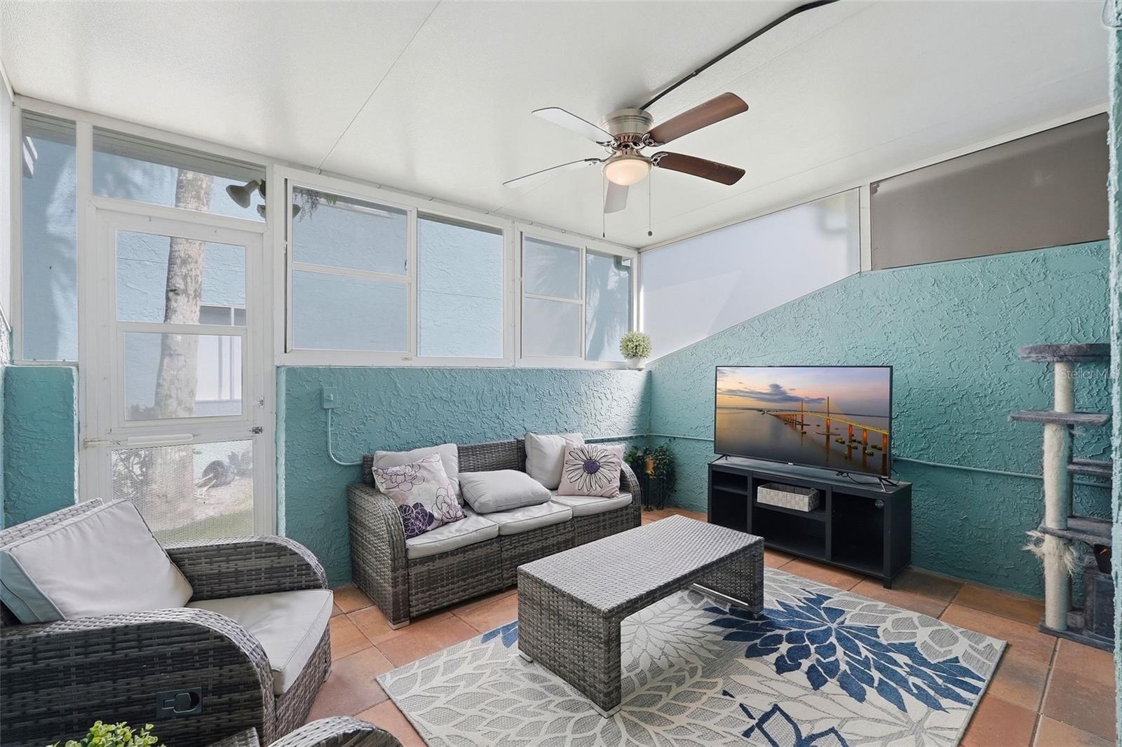 Image 11 of 26 For 107 114th Avenue N