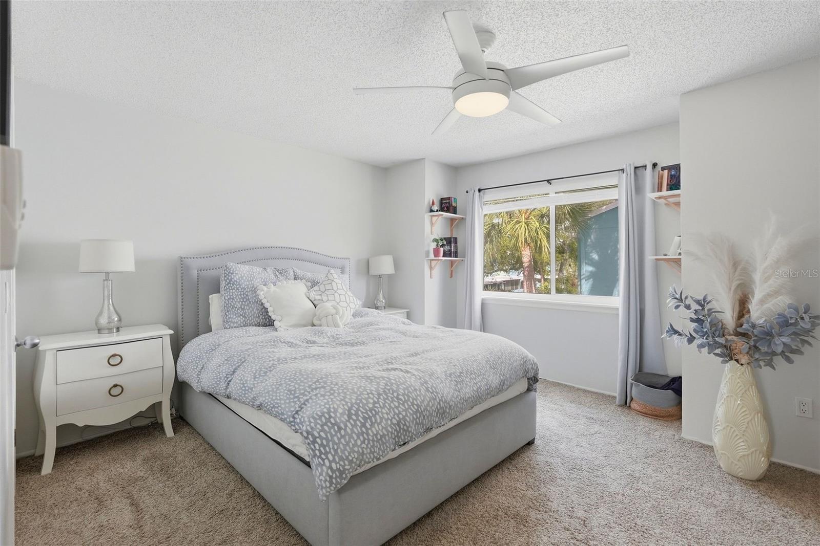 Image 13 of 26 For 107 114th Avenue N