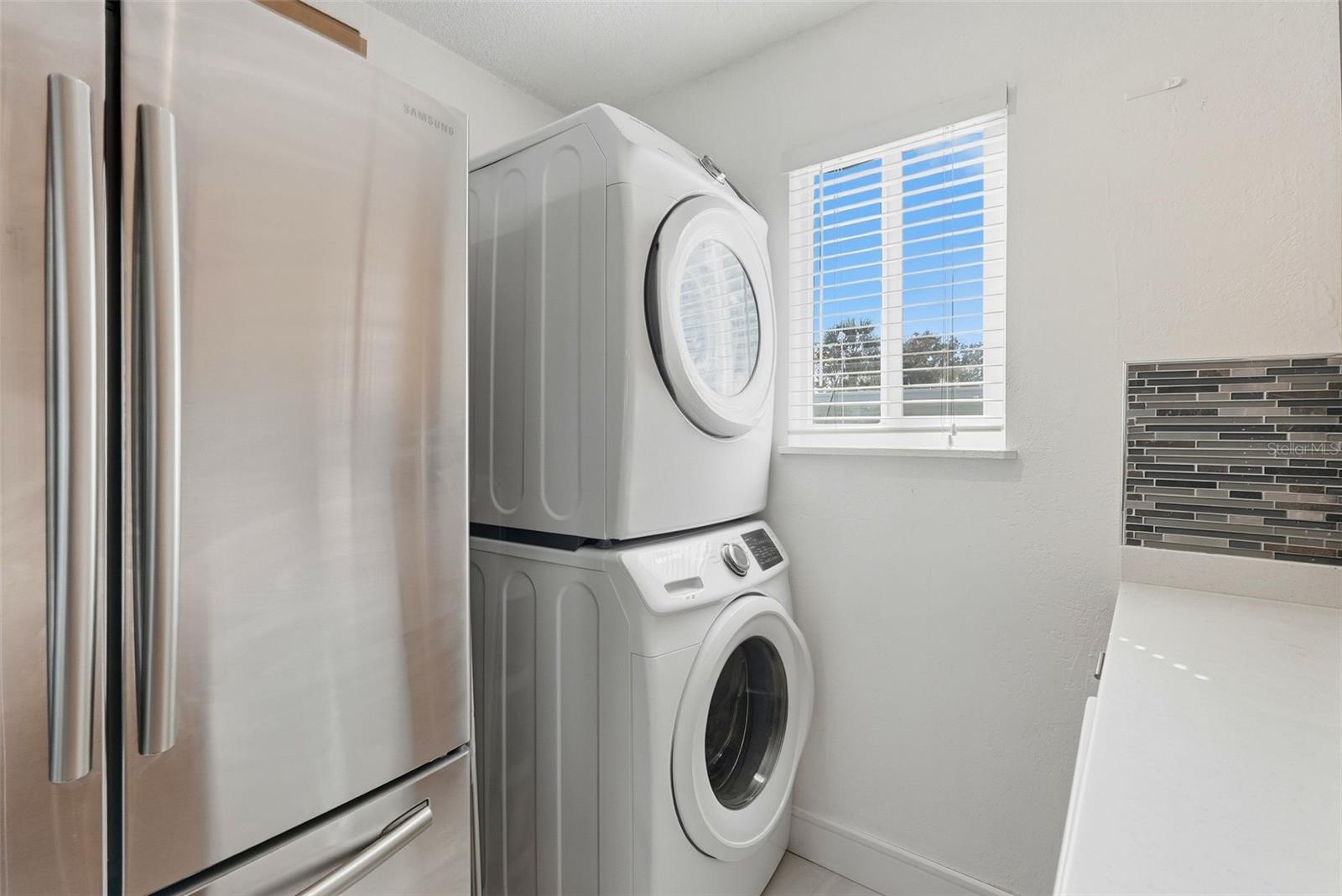 Image 5 of 26 For 107 114th Avenue N