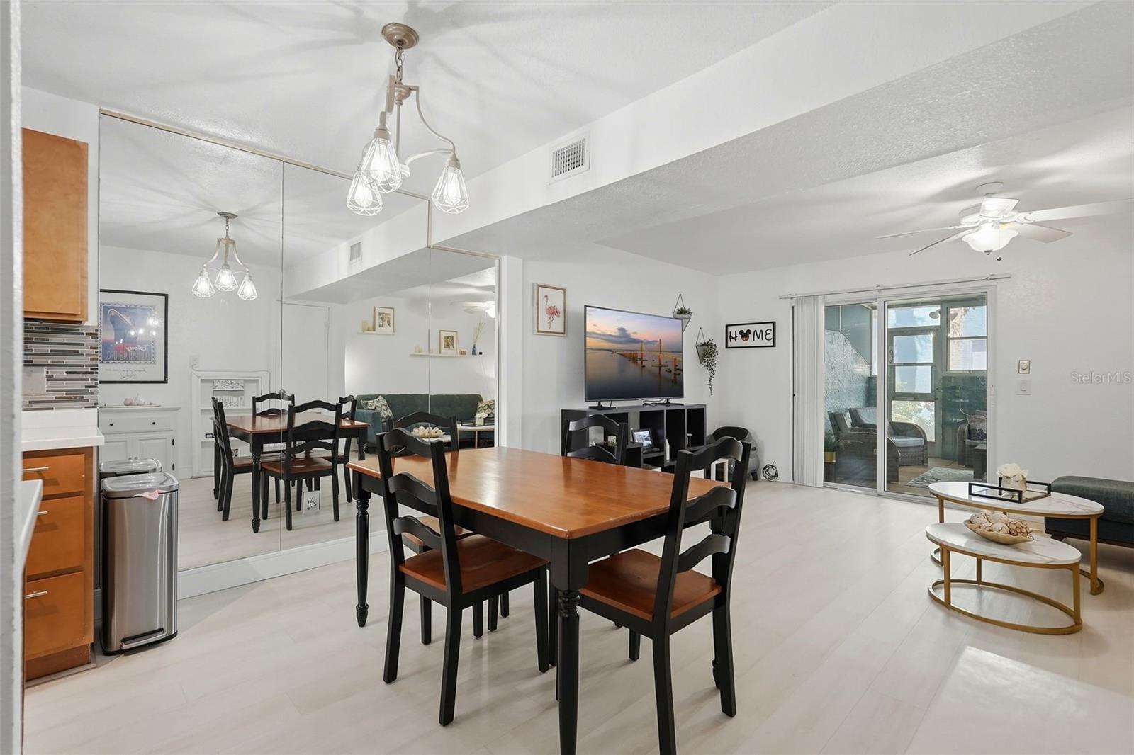 Image 6 of 26 For 107 114th Avenue N