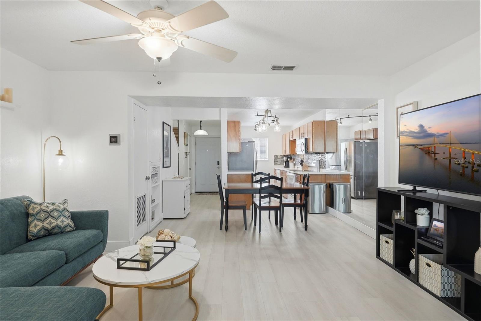 Image 8 of 26 For 107 114th Avenue N