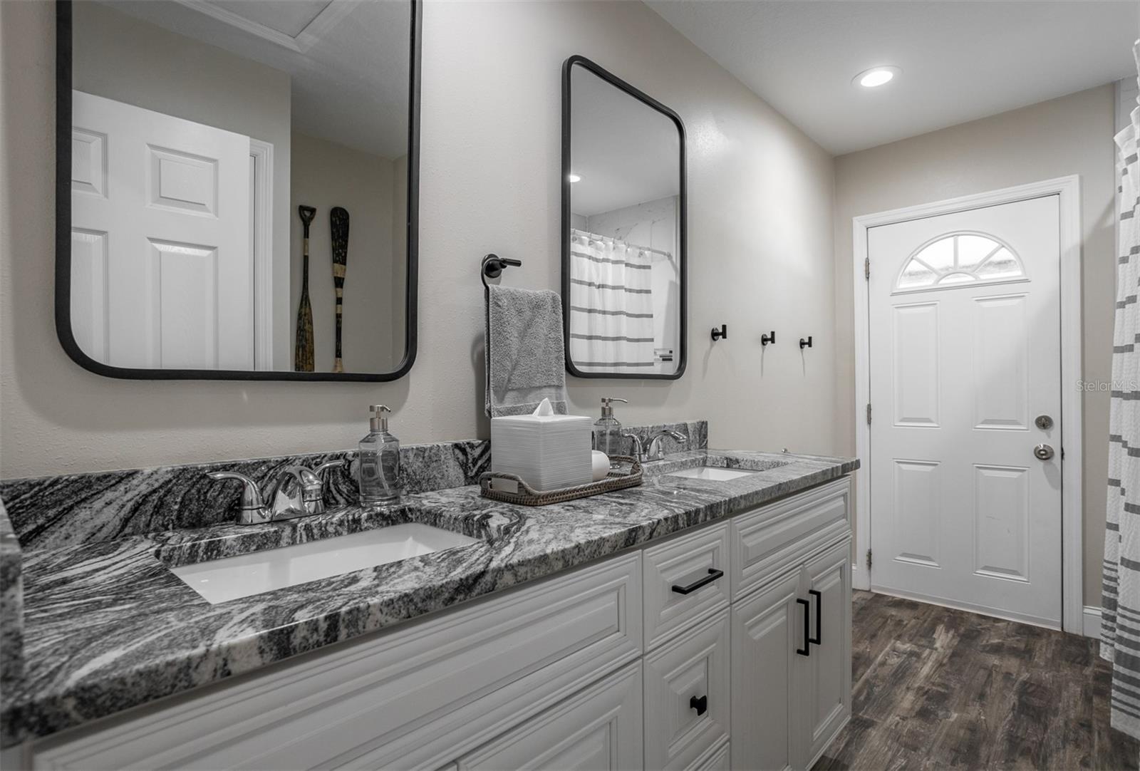 Image 26 of 58 For 2700 49th Street N