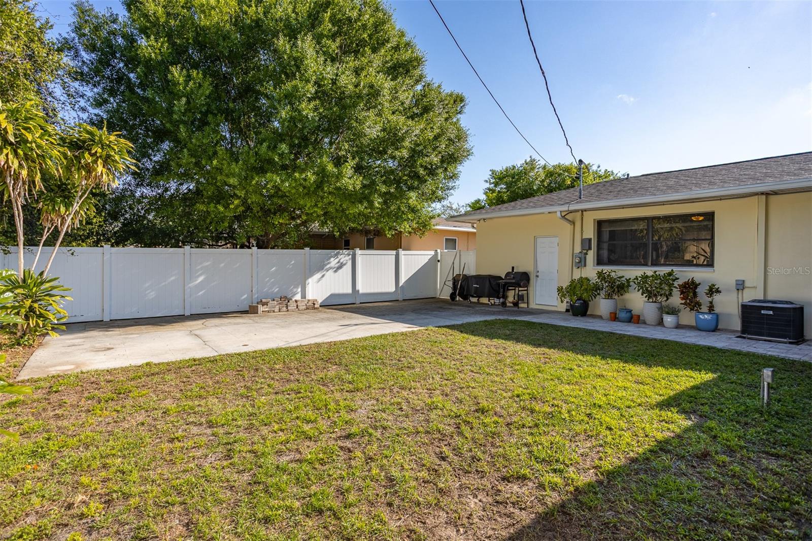 Image 40 of 58 For 2700 49th Street N