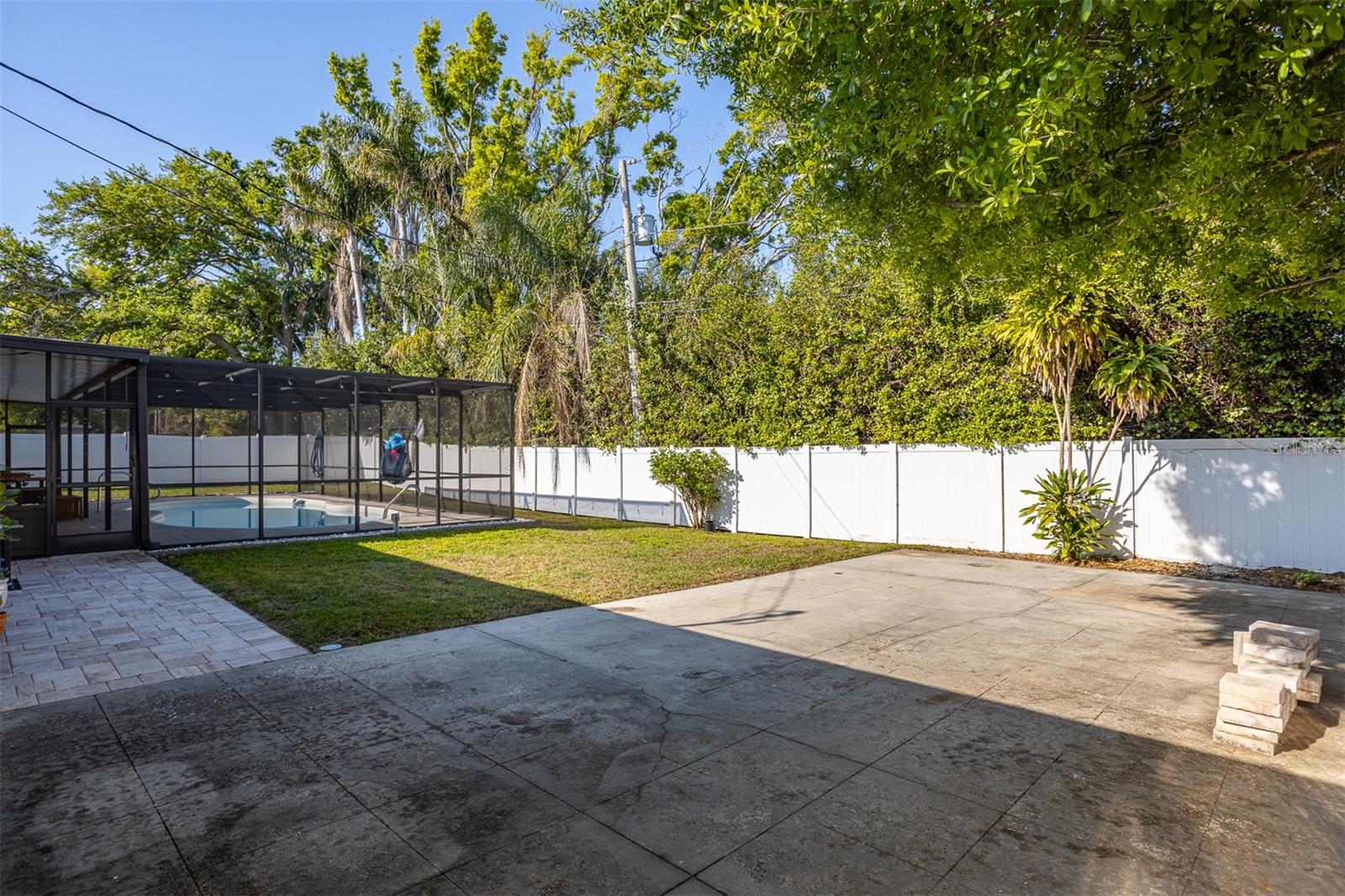 Image 42 of 58 For 2700 49th Street N