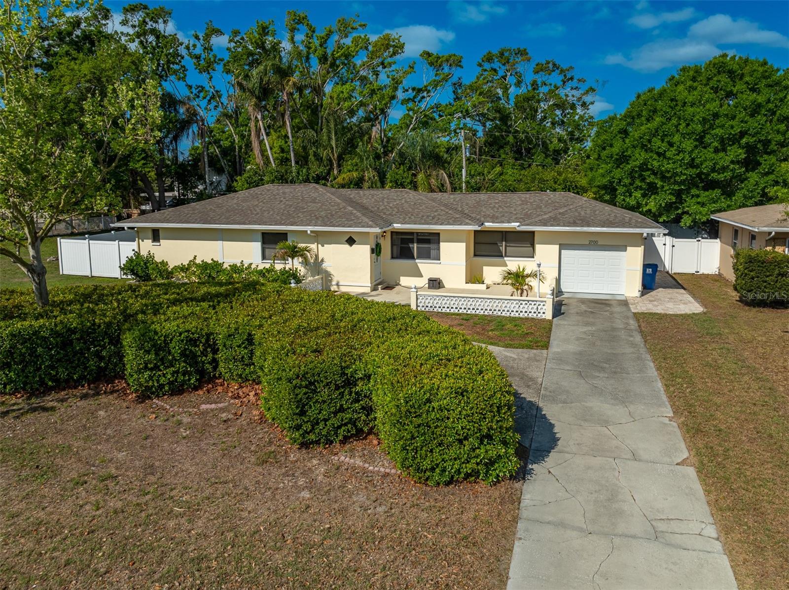 Image 52 of 58 For 2700 49th Street N