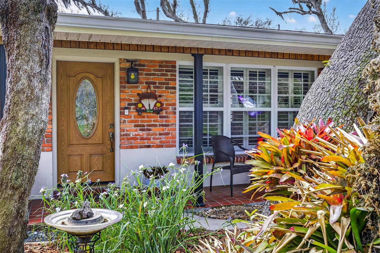 Image 3 of 64 For 212 Lockmoor Avenue