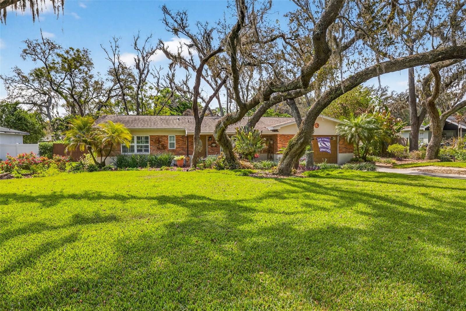 Image 57 of 64 For 212 Lockmoor Avenue