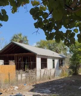 Listing photo id 8 for 1059 15th Avenue S