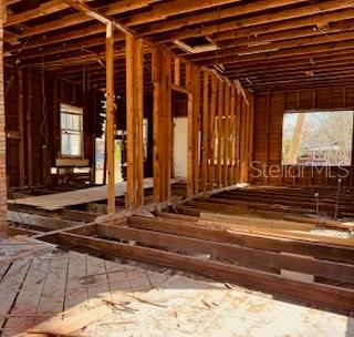 Listing photo id 1 for 1059 15th Avenue S