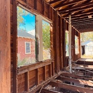 Listing photo id 5 for 1059 15th Avenue S