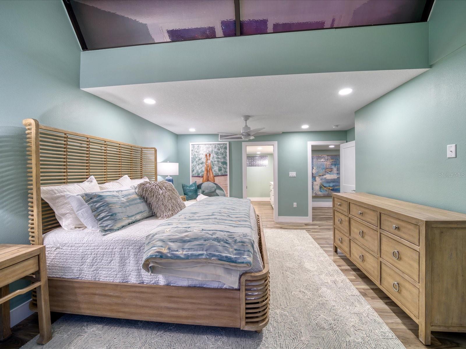 Image 27 of 68 For 450 Gulfview Boulevard S 1708