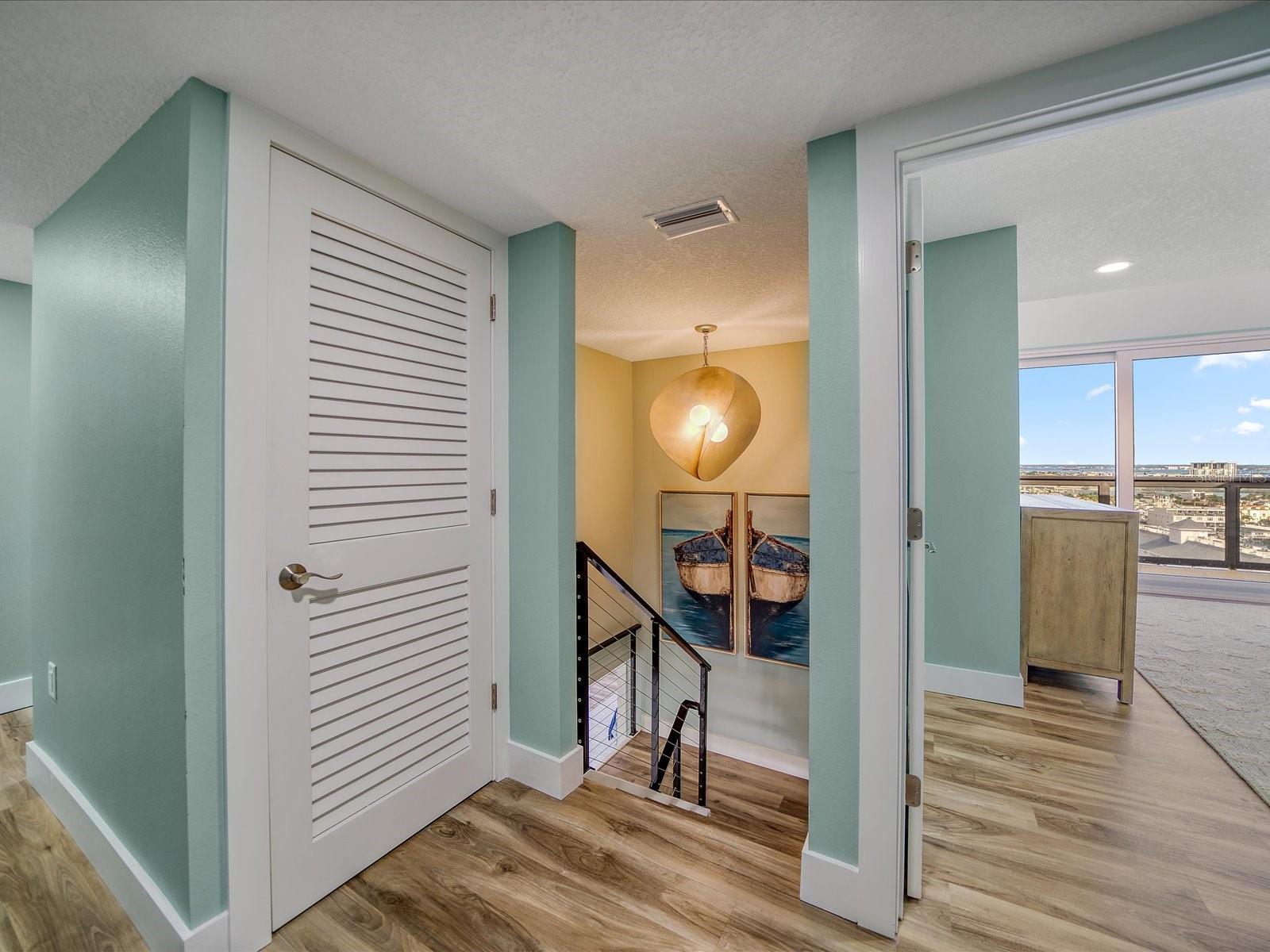 Image 34 of 68 For 450 Gulfview Boulevard S 1708