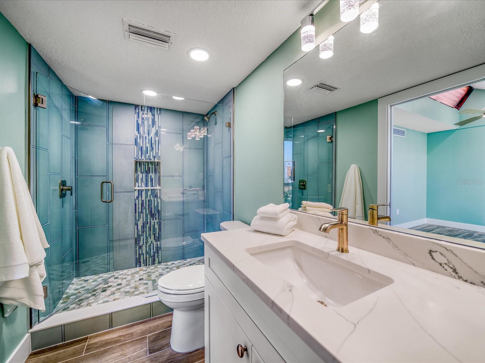 Image 36 of 68 For 450 Gulfview Boulevard S 1708