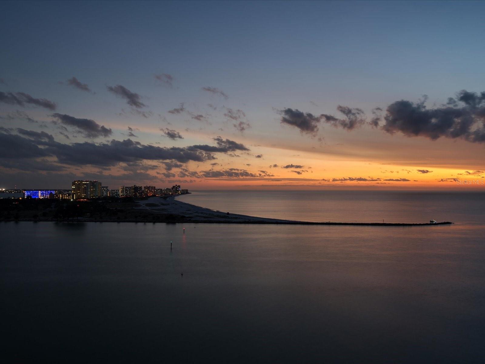 Image 43 of 68 For 450 Gulfview Boulevard S 1708